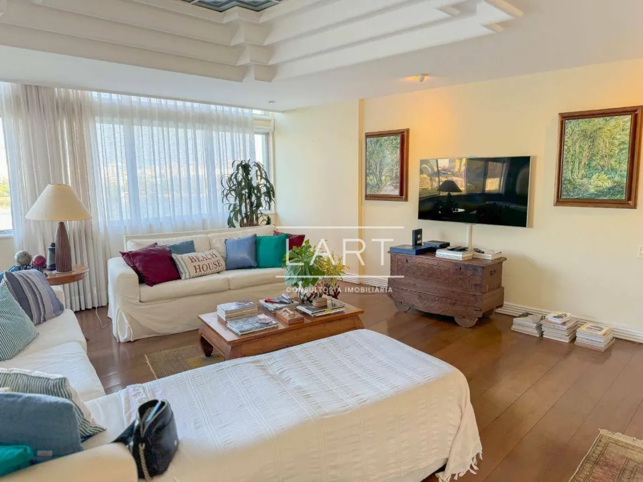 Apartamento de 210 m² com 4 dormitórios e varanda — photo 4