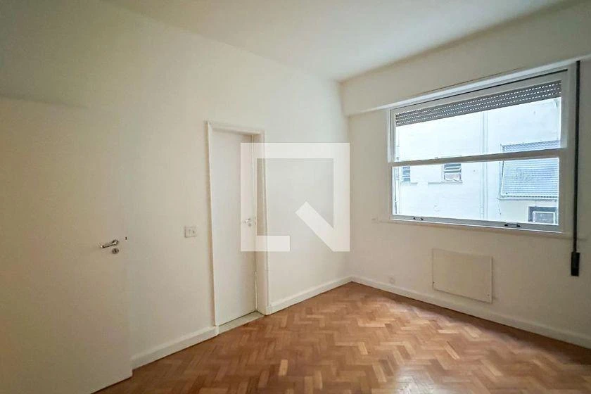 154 m² apartment with 3 bedrooms and 1 parking spot — photo 39