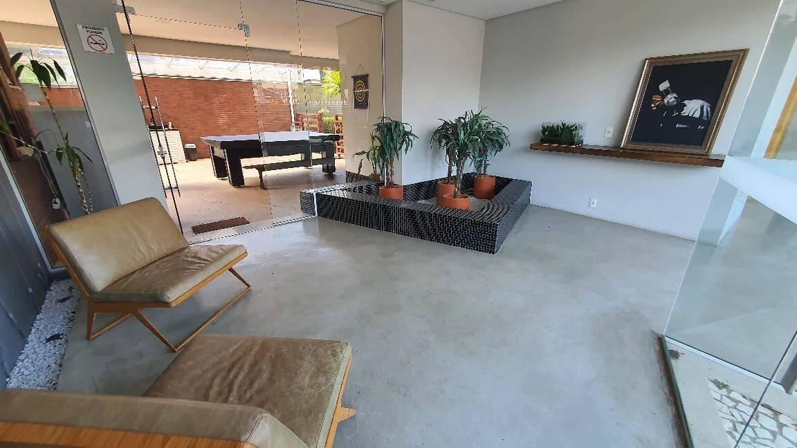 Floor-to-ceiling windows in a 2-bedroom apartment, 67 m² — photo 12