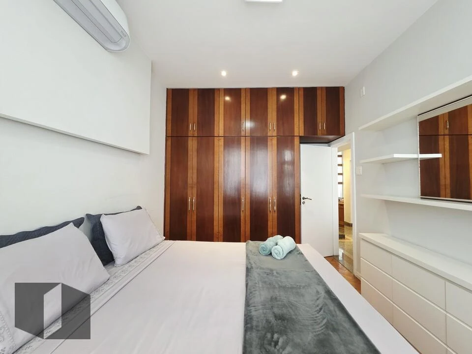 Furnished apartment, 113 m², with a water view — photo 40