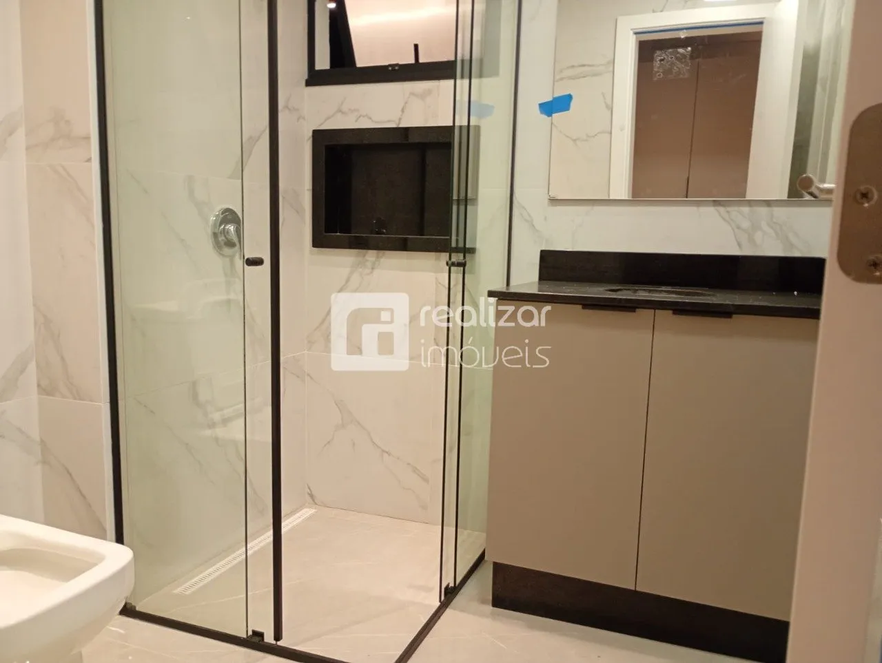 Dishwasher in a 3-bedroom house, 296 m² — photo 22