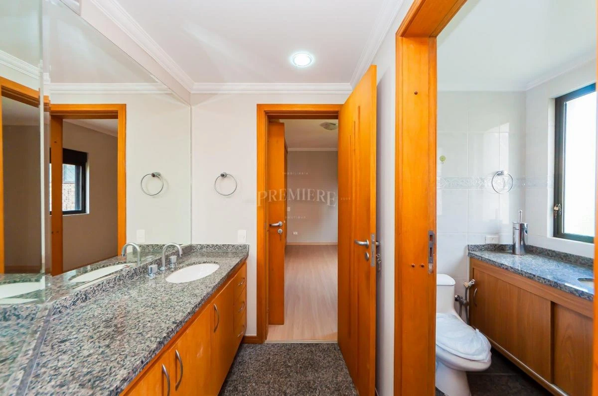 Балкон с грилем и 4 спальни: квартира 322 м² — photo 35