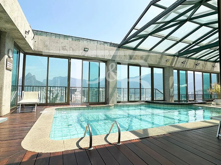 Apartamento de 2 quartos com piscina no prédio — photo 23