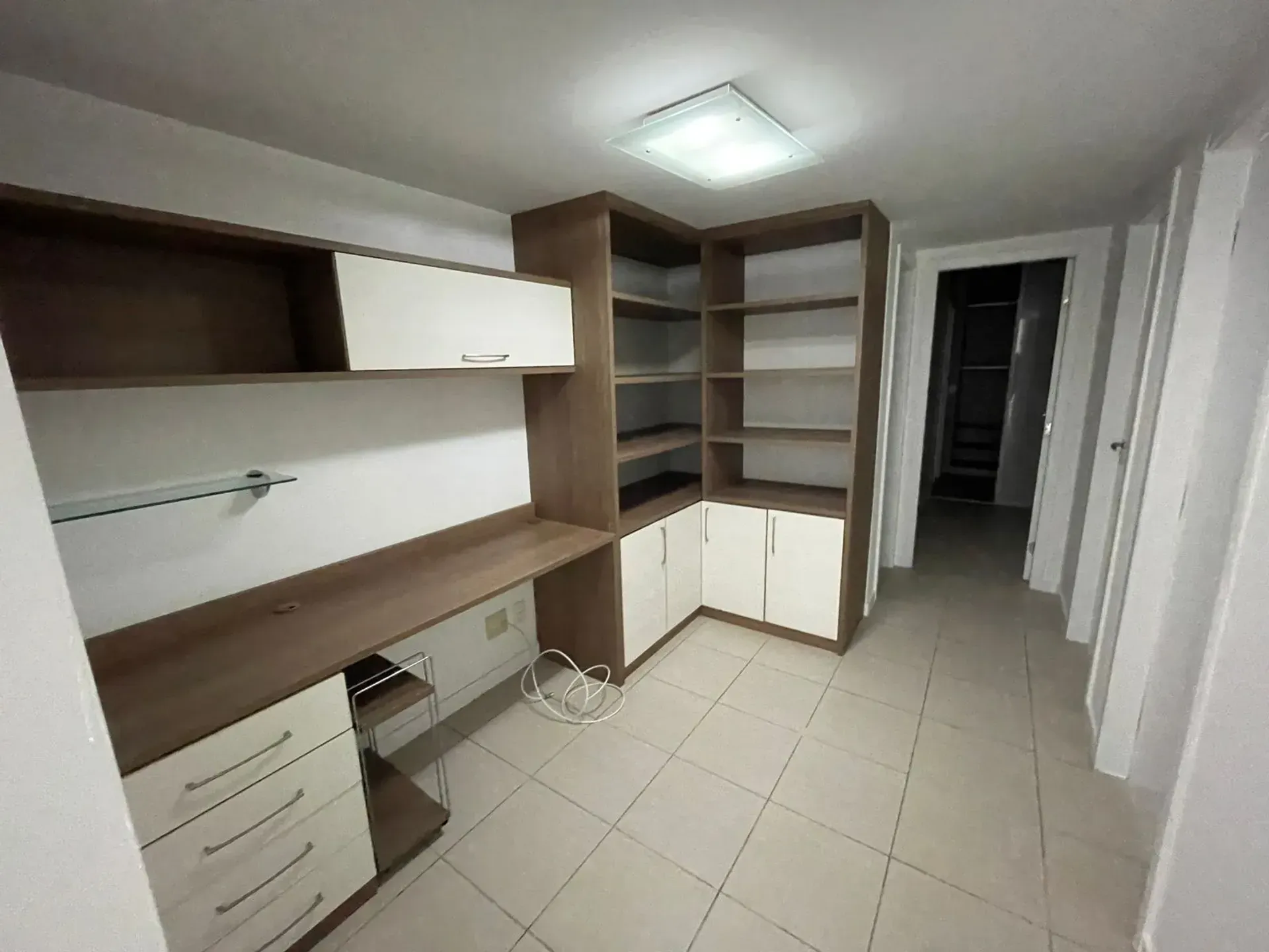 4-bedroom apartment in a building with a sauna — photo 6
