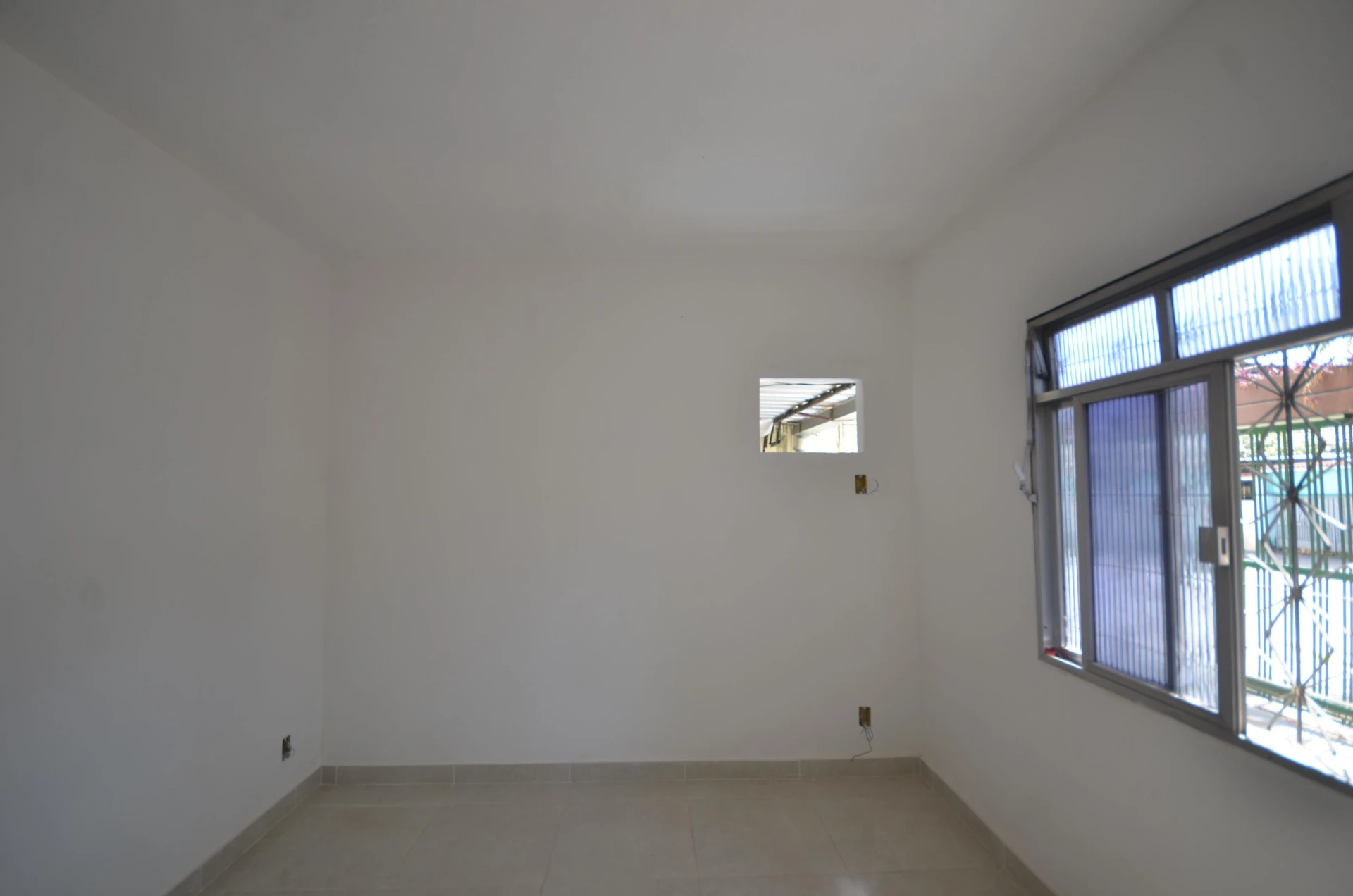 2-bedroom house with a washing machine — photo 26