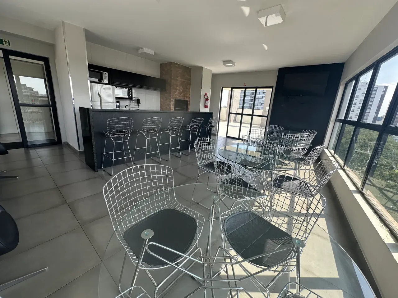 1-bedroom apartment with suite bathroom and balcony