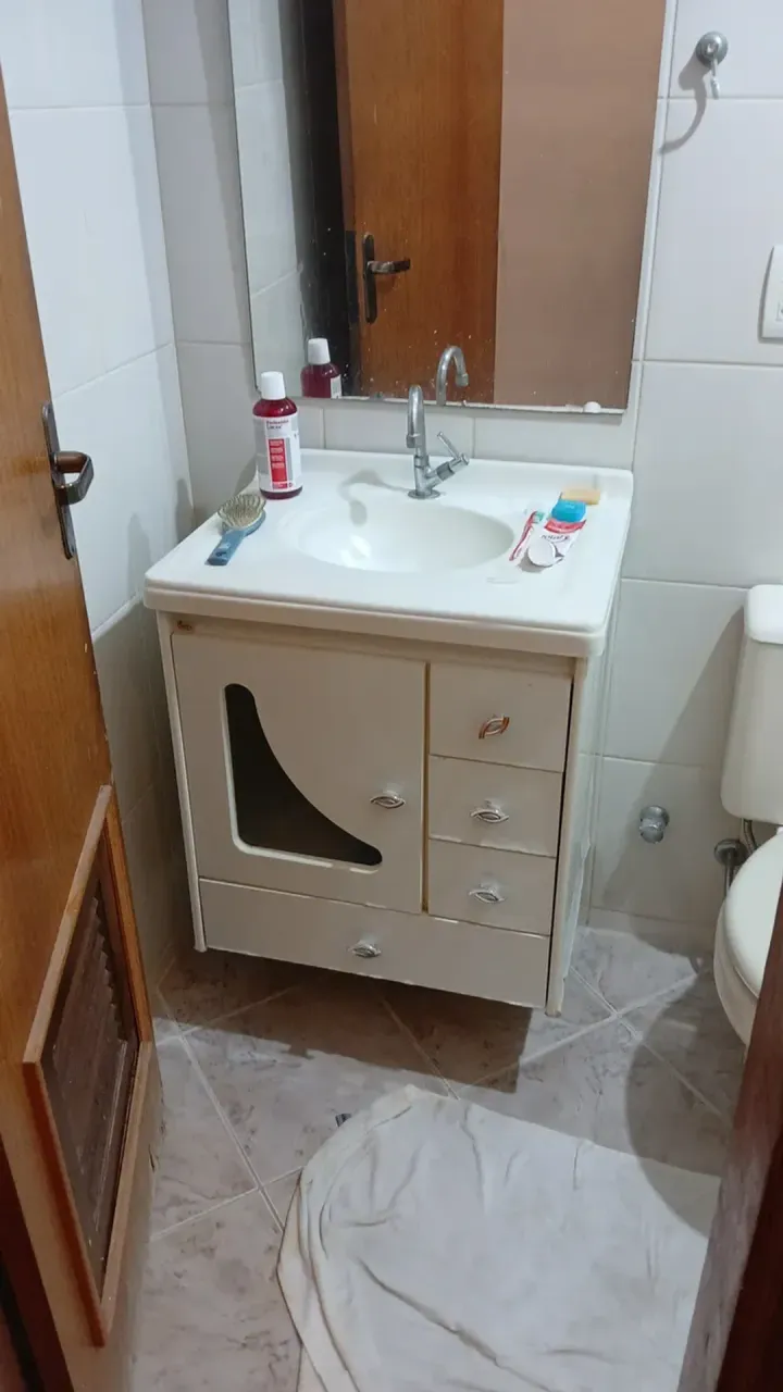 Furnished 3-bedroom apartment with 1 bathroom and parking — photo 9