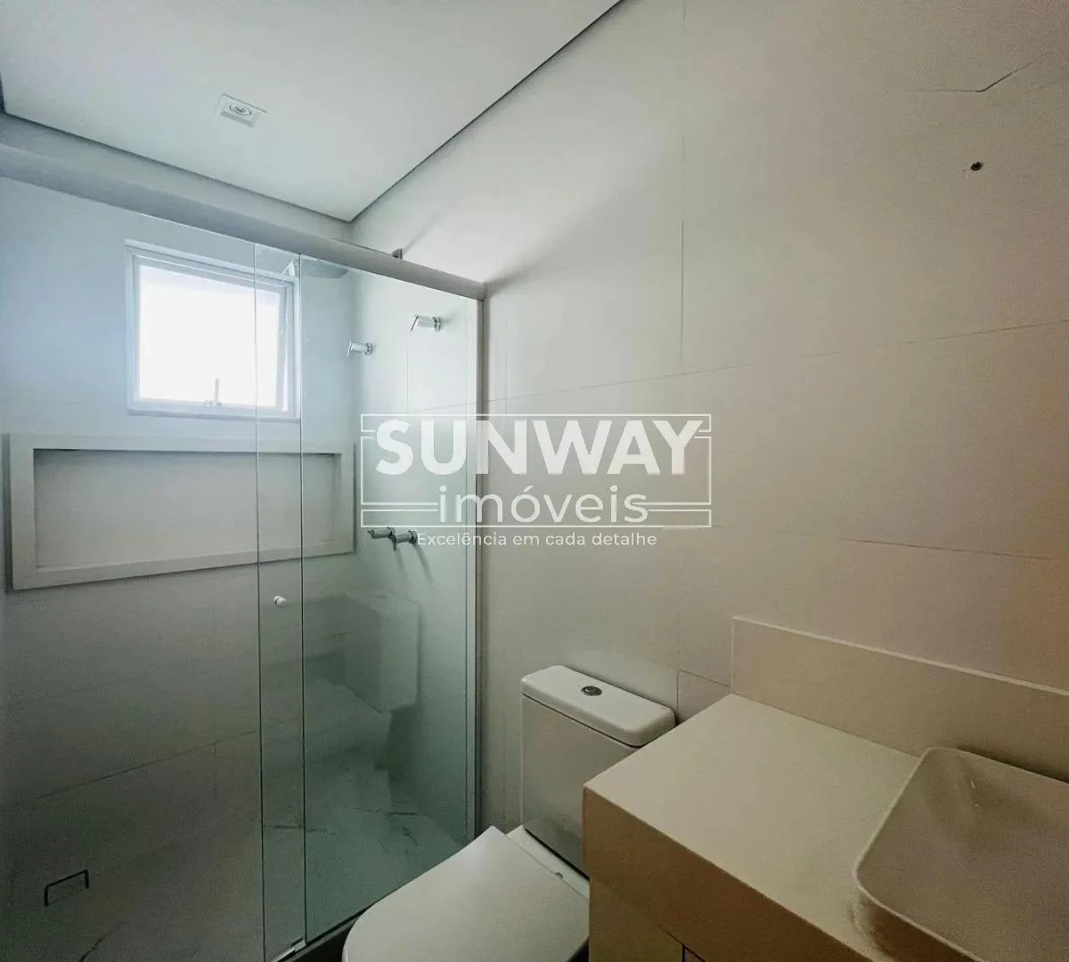 House, 350 m², with a grill on the balcony — photo 20