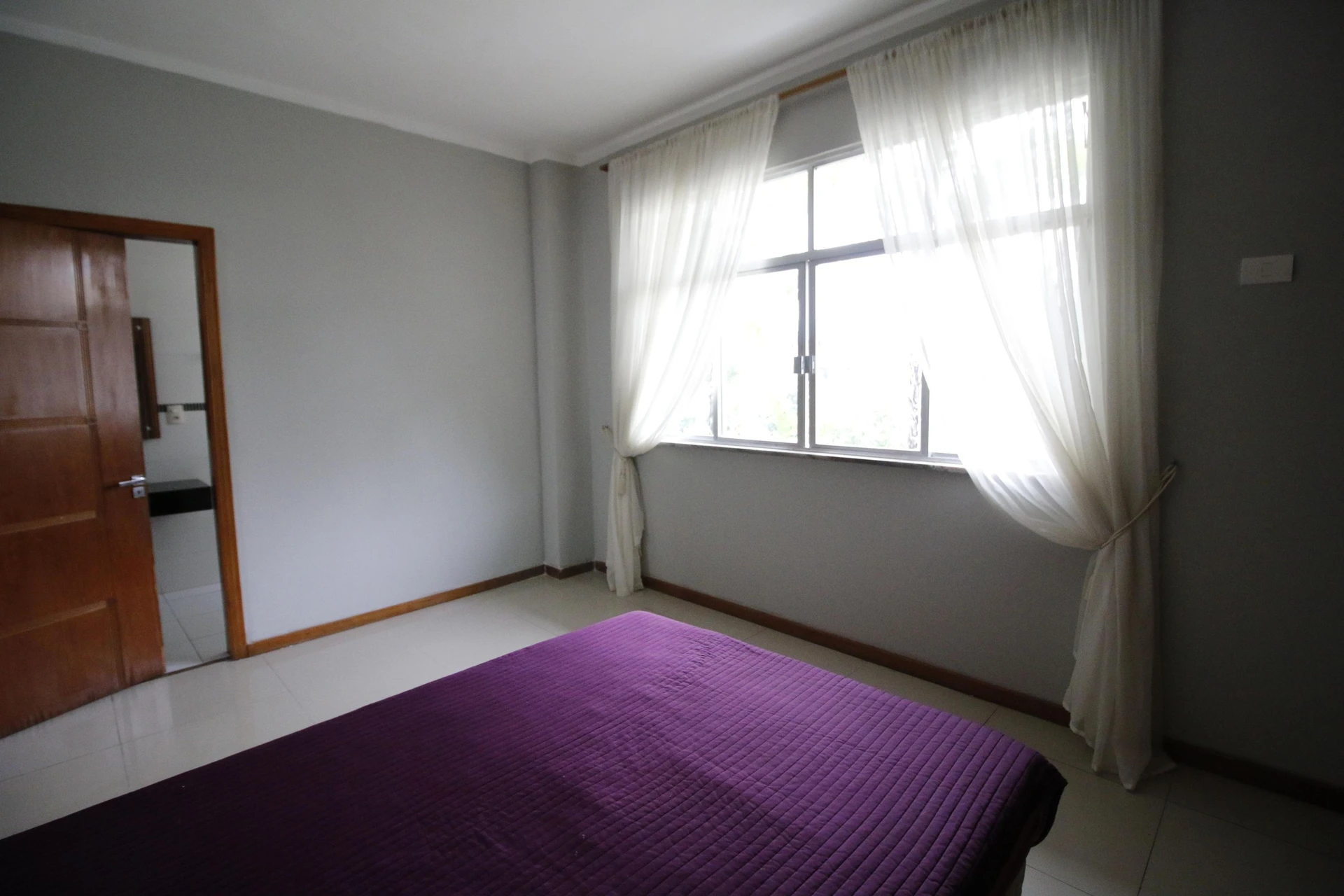 Condo house with 4 bedrooms and 2 en-suites, 3 parking — photo 38