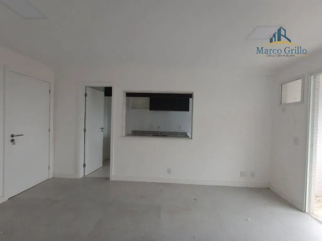 Apartamento de 1 dormitorio con balcón y lavabo — photo 20