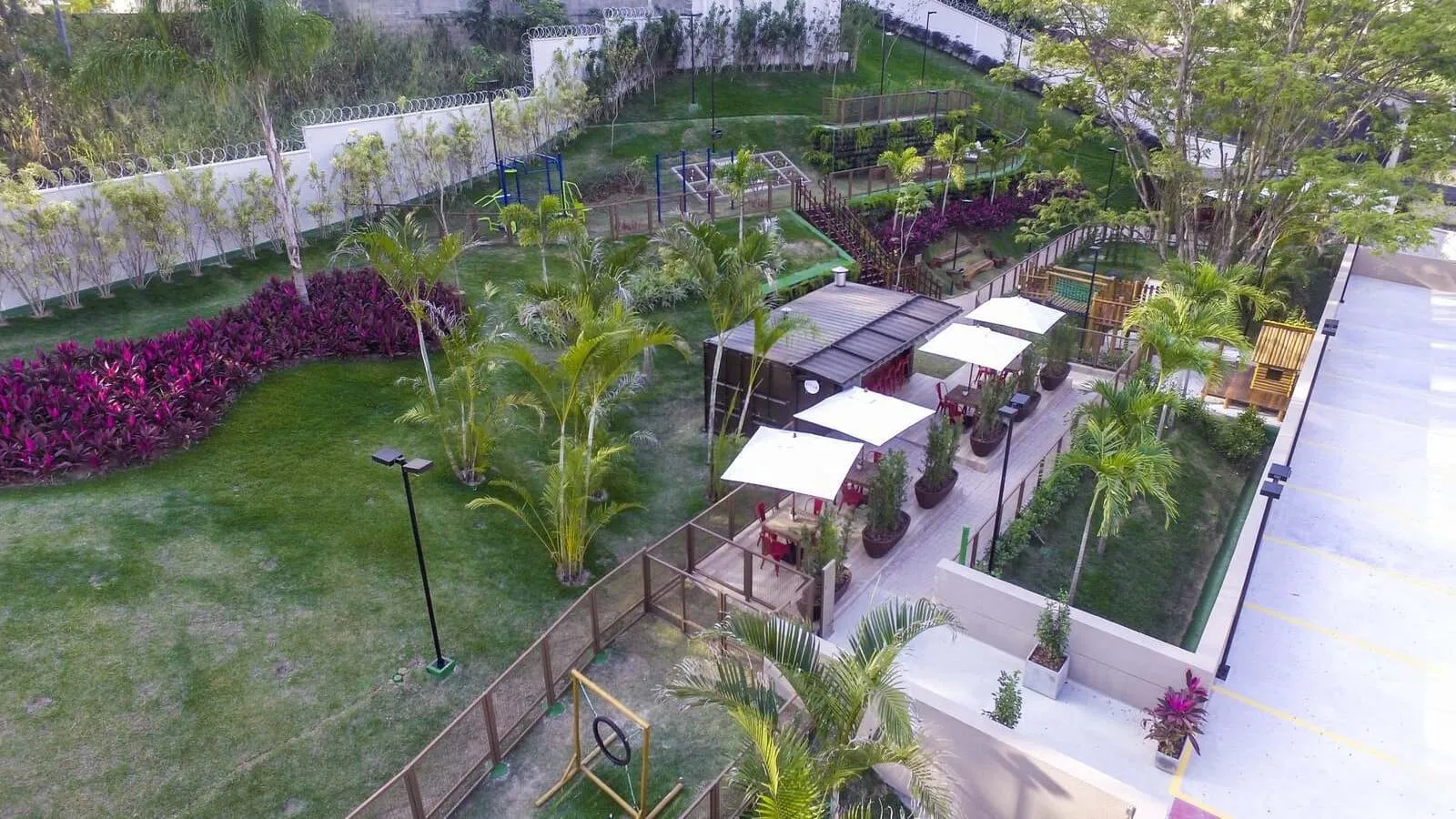 Apartment with 2 bedrooms, 2 baths and a balcony — photo 39