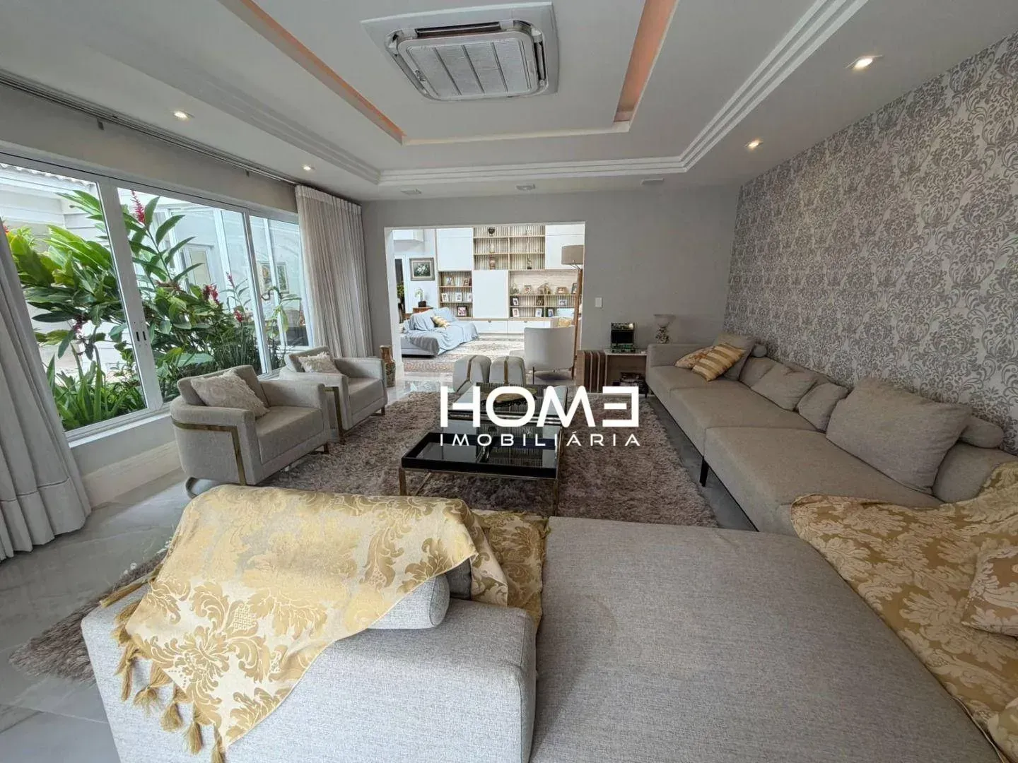 Furnished house with 6 en-suite bedrooms and barbecue — photo 105