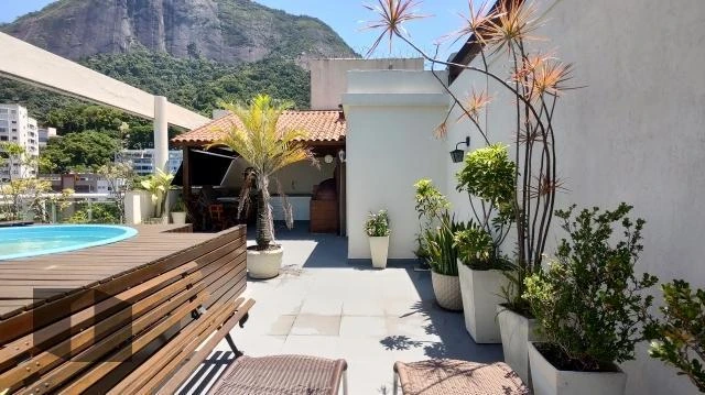 Duplex penthouse with 172 m², 2 bedrooms, 2 bathrooms — photo 4