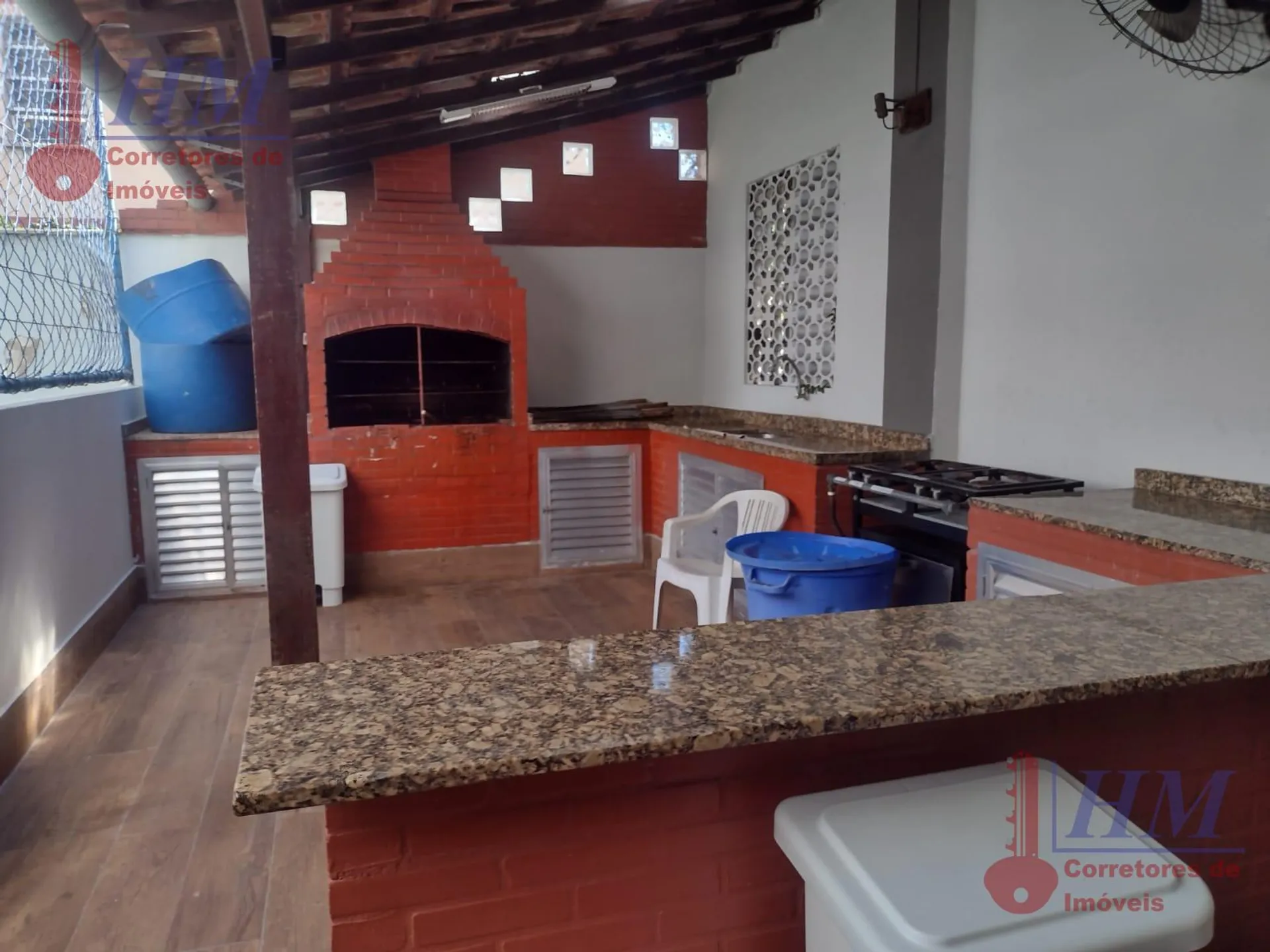 Furnished apartment, 67 m², with a glass-enclosed balcony — photo 6