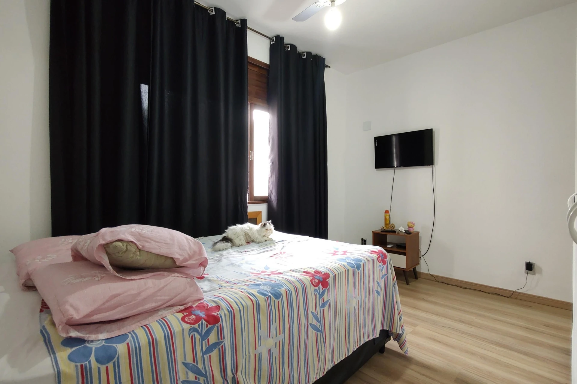 Jacuzzi y 3 dormitorios: casa de 742 m² — photo 49