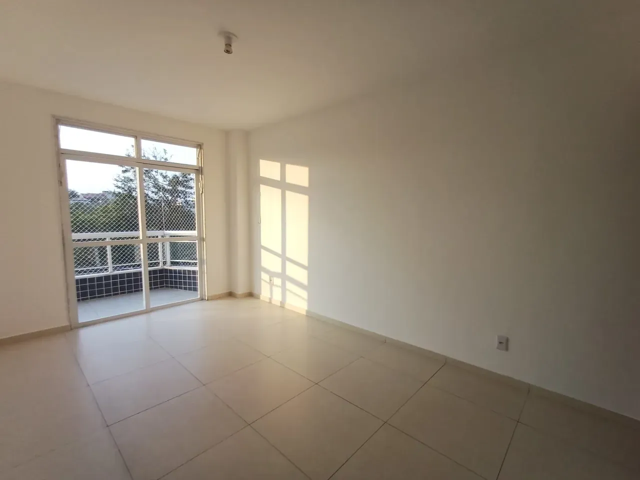 2-bedroom apartment, 1 with its own bathroom, 98 m² — photo 16