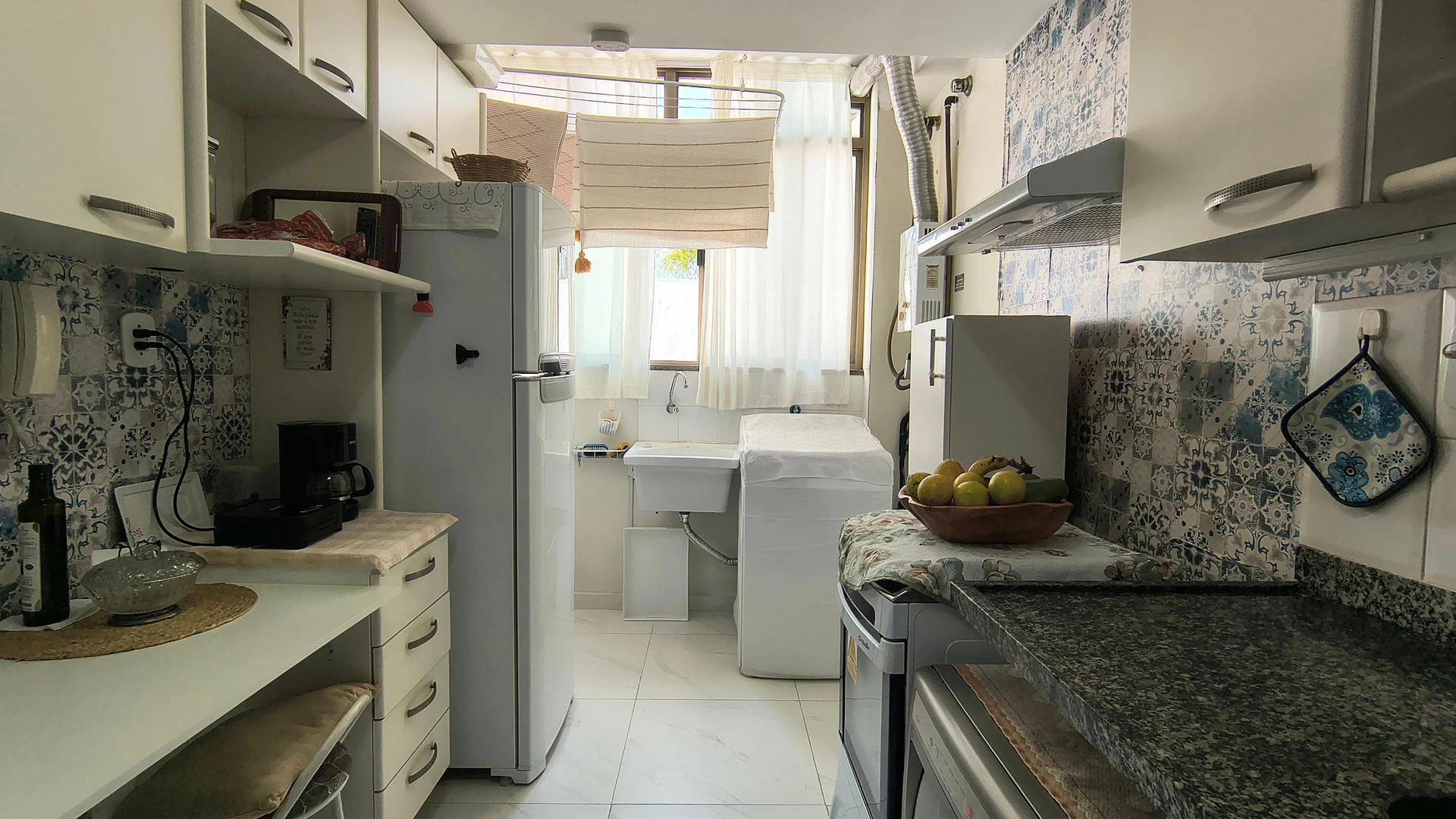 Apartamento mobiliado com mesa de trabalho e 4 quartos — photo 5