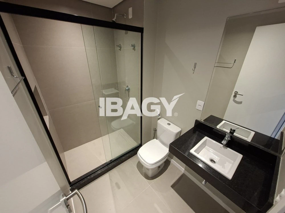 30 m² apartment with 1 bedroom and tall windows — photo 60