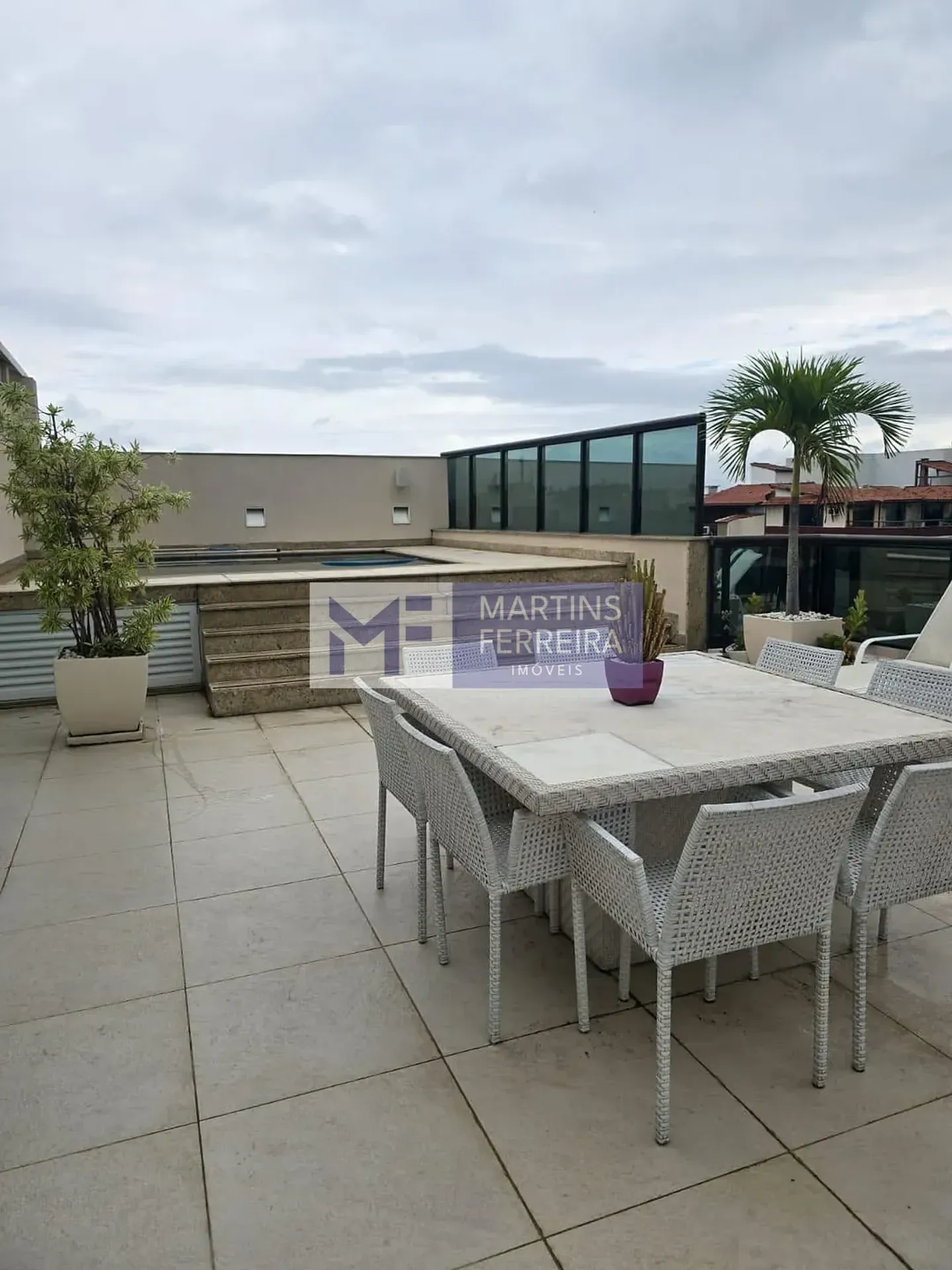 Unfurnished penthouse apartment with 4 bedrooms — photo 2