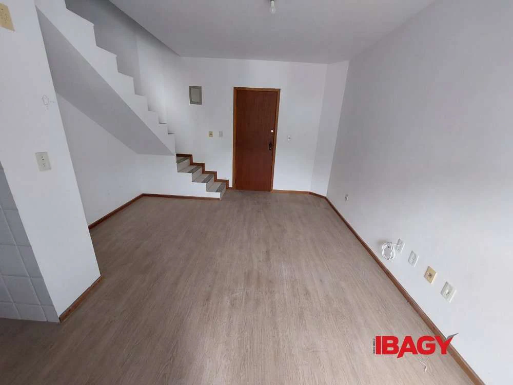 Вид на горы и 1 спальня: квартира 47 м² — photo 10