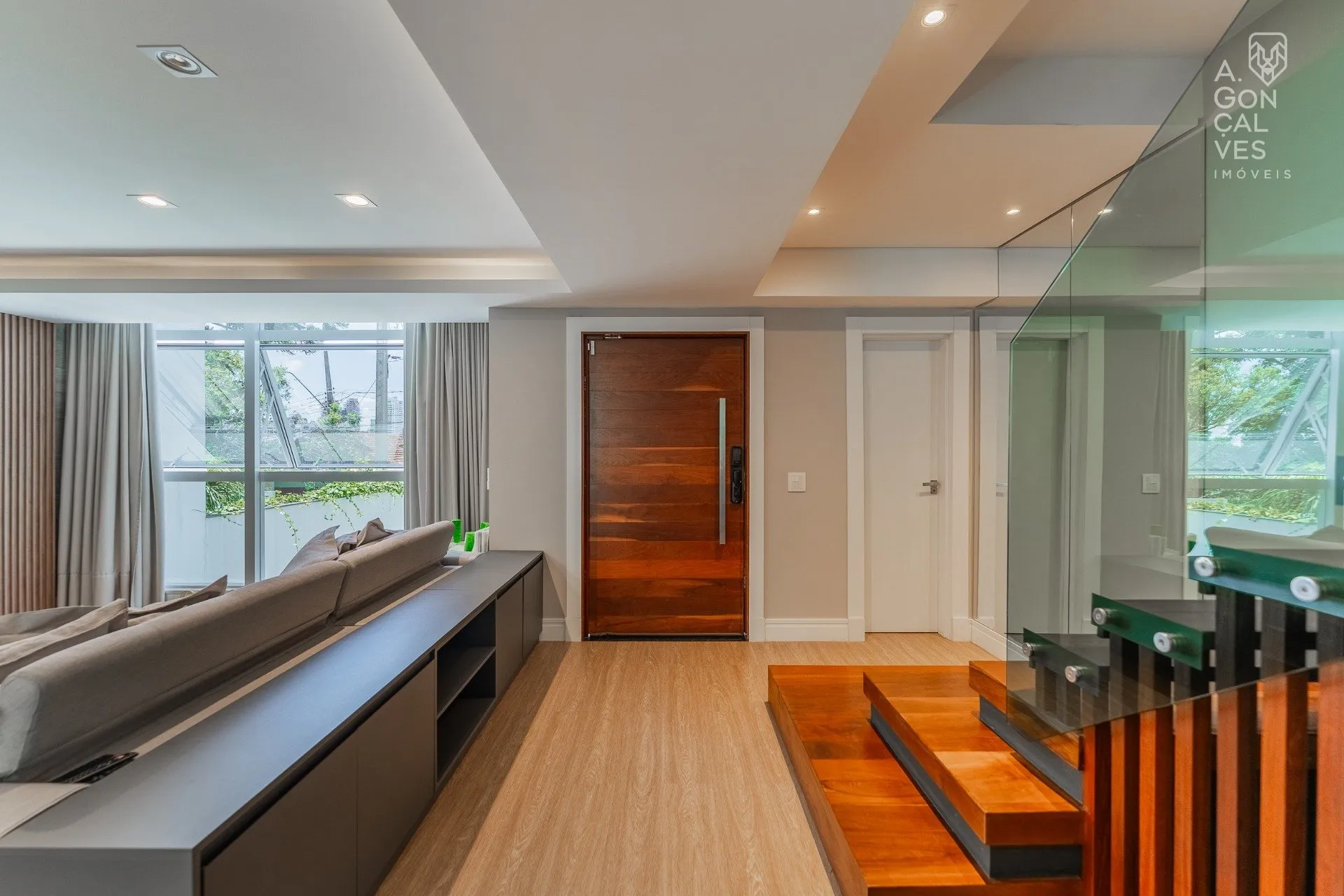 Casa com 3 suítes e 350 m², terraço e jardim — photo 25