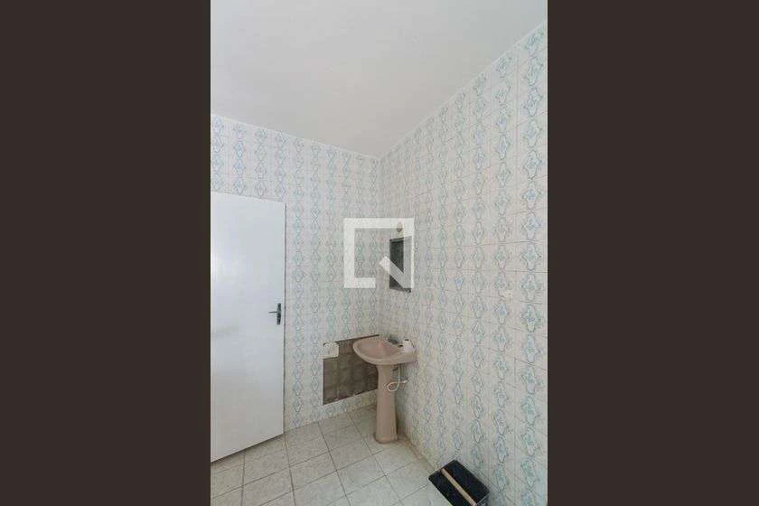 Rental apartment with 2 bedrooms and 110 m² — photo 4