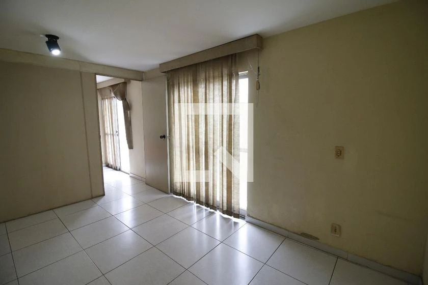 Деревянный пол или ламинат и 3 спальни: квартира 128 м² — photo 9