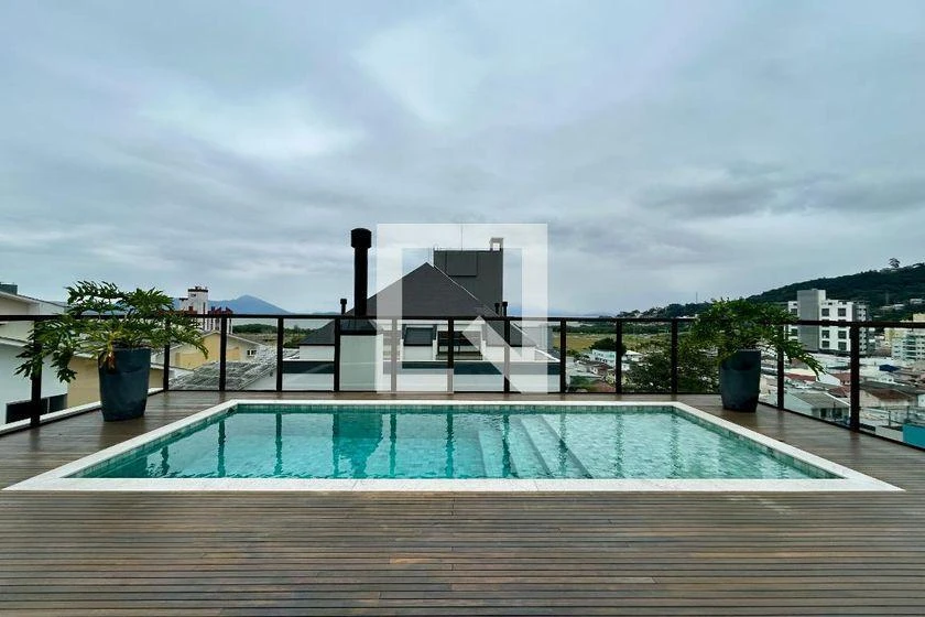 Furnished apartment, 64 m², with floor-to-ceiling windows — photo 3