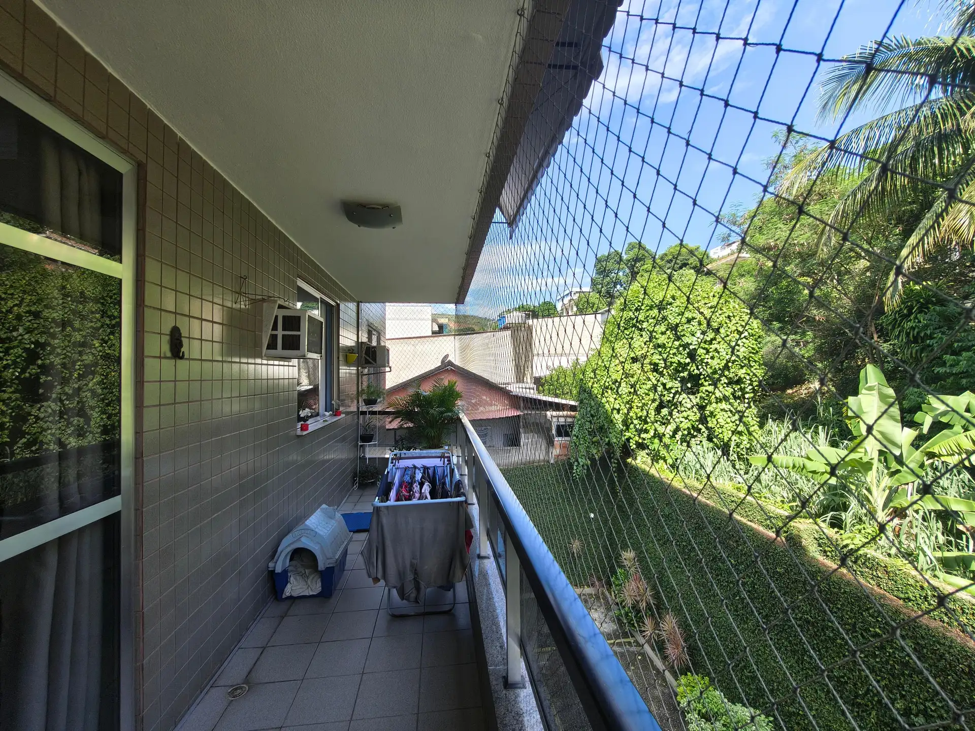 Apartamento amueblado con 3 dormitorios y balcón — photo 38