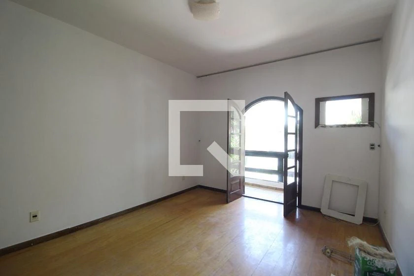 4-bedroom house with a mountain view in Rio de Janeiro — photo 26