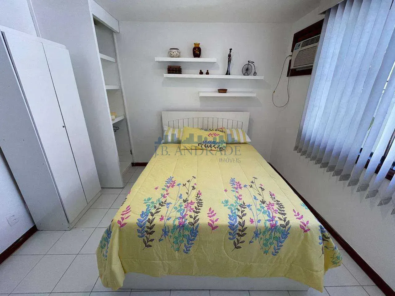 Casa com cozinha fechada e fogão a gás — photo 38