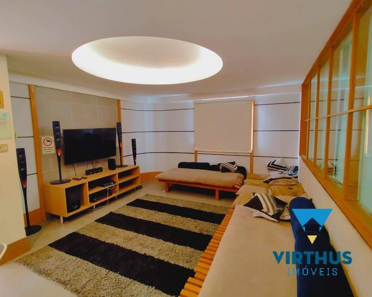 Furnished apartment, 102 m², with a grill on the balcony — photo 40