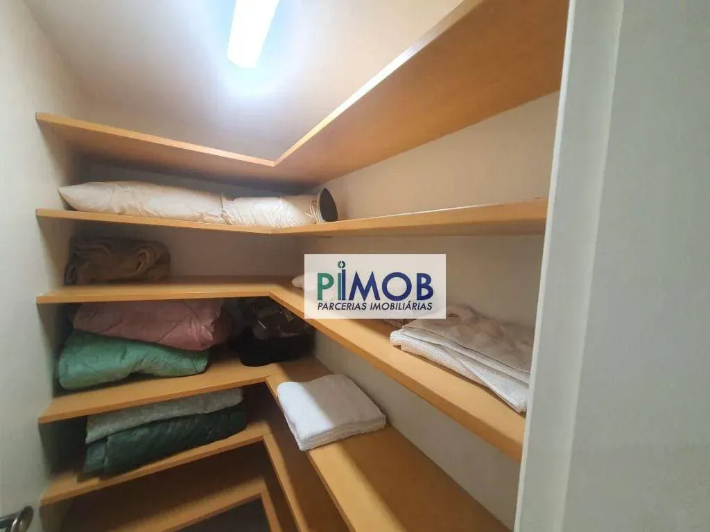 4-bedroom 260 m² apartment with 2 en-suite bathrooms — photo 16