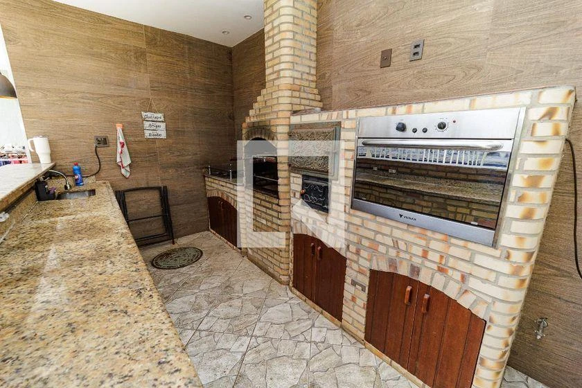 Casa mobiliada, 406 m², com banheira — photo 50
