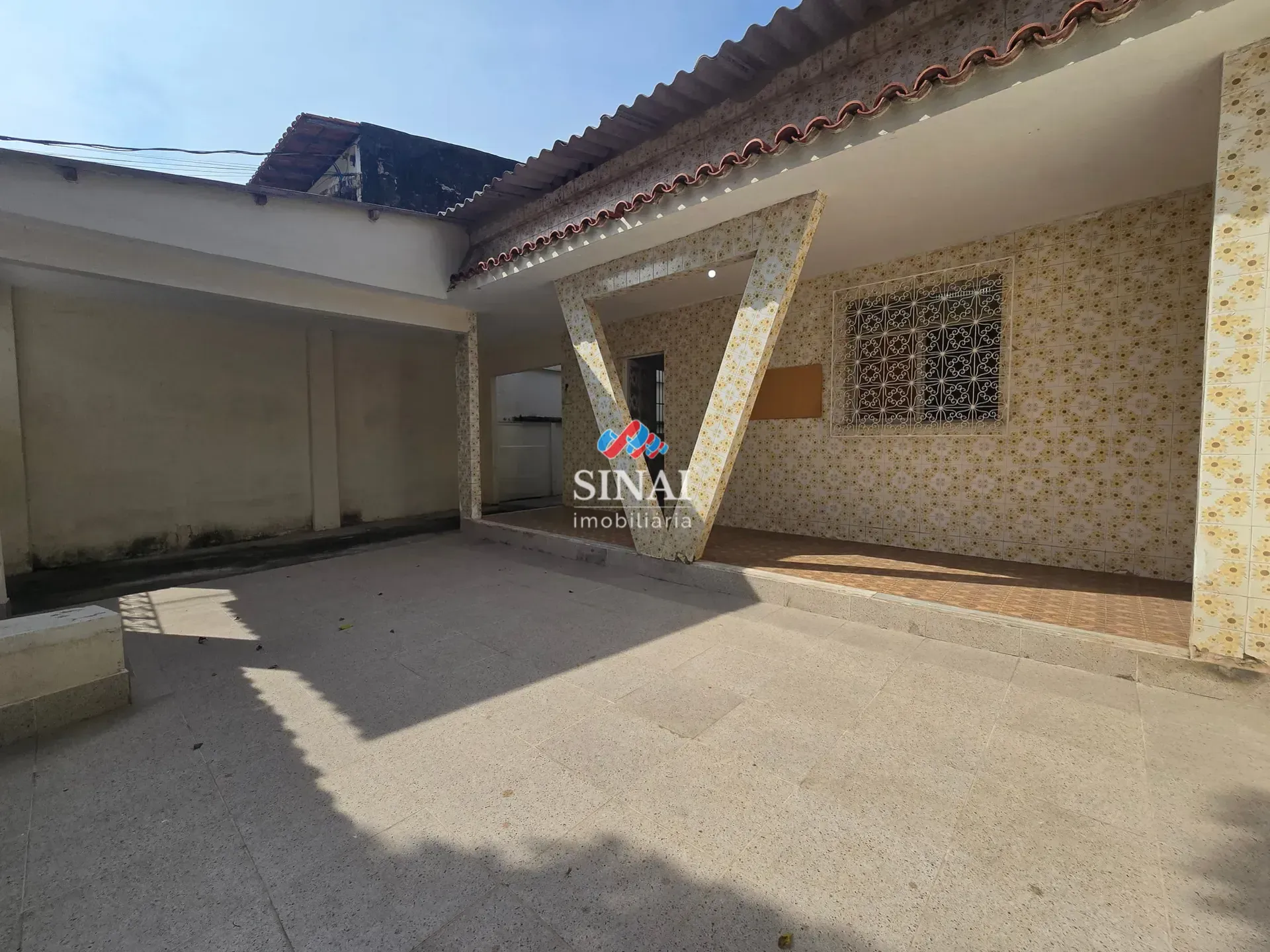 House with 3 bedrooms and 1 bathroom plus 1 parking space — photo 40