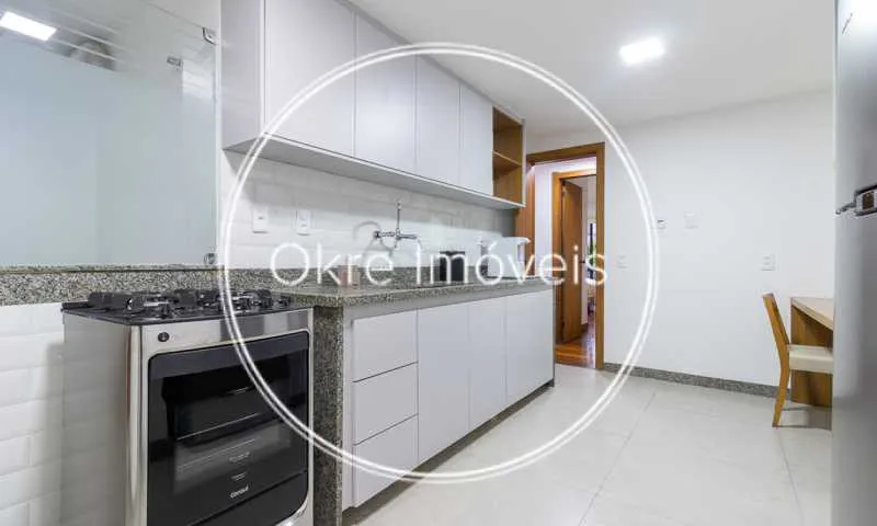 Furnished residential apartment with 4 bedrooms and gas stove — photo 16