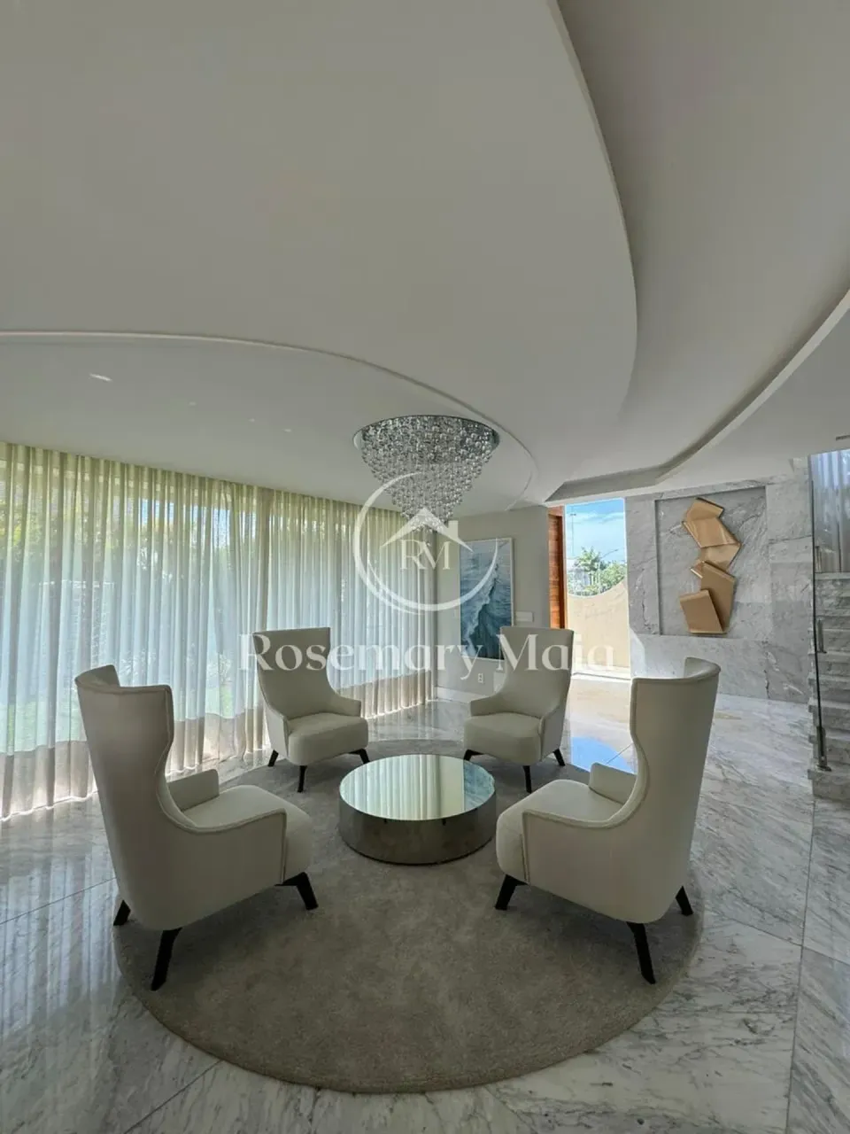 Furnished 1700 m² house with 5 bedrooms and open-plan kitchen — photo 17