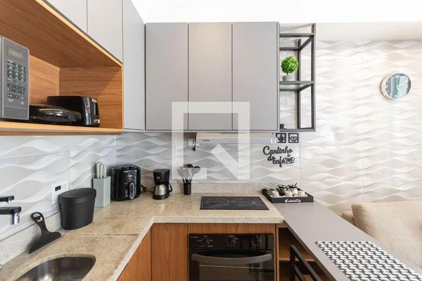 Apartamento mobiliado de 1 quarto com 30 m² e banheiro — photo 13