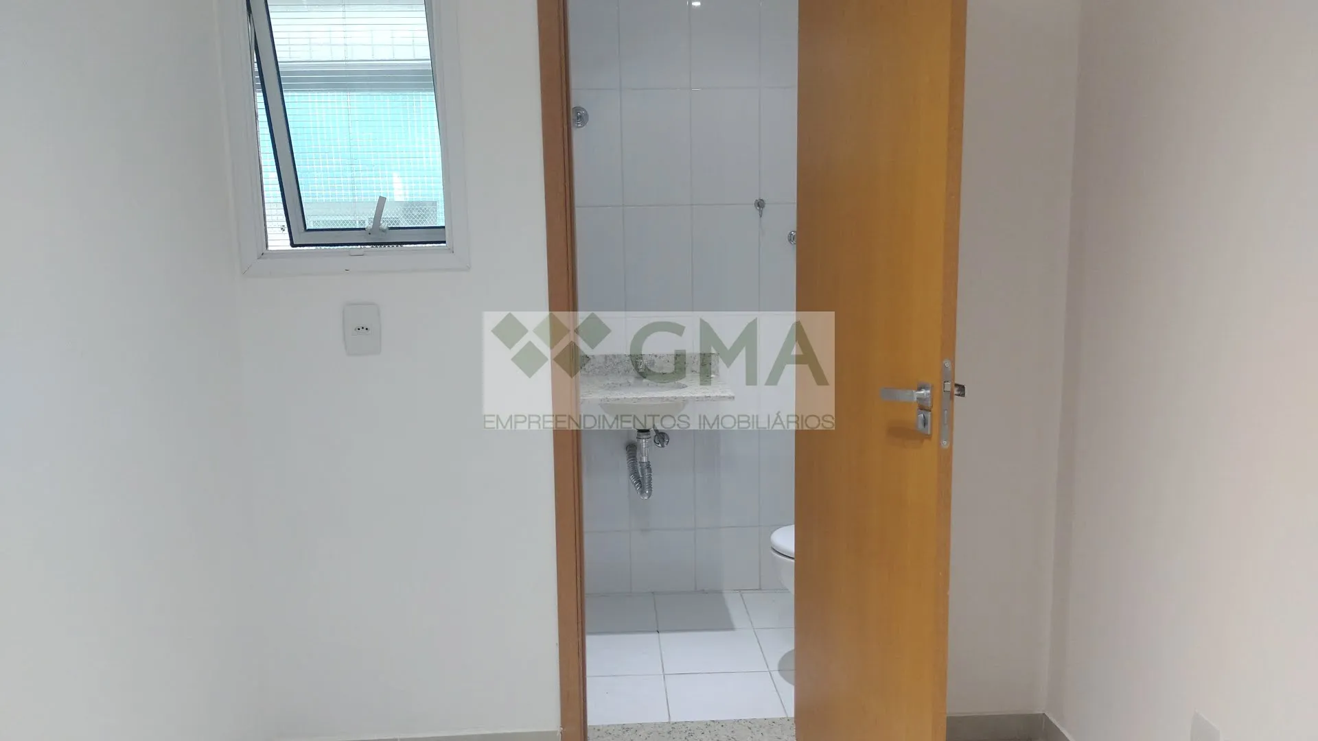 205 m² apartment on the 5th floor with 4 bedrooms — photo 70