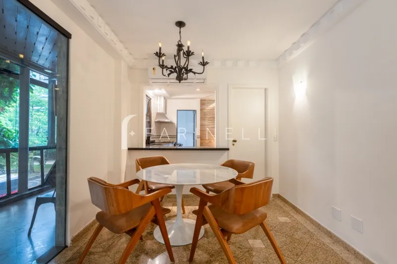 Apartamento de 2 quartos com varanda fechada — photo 14