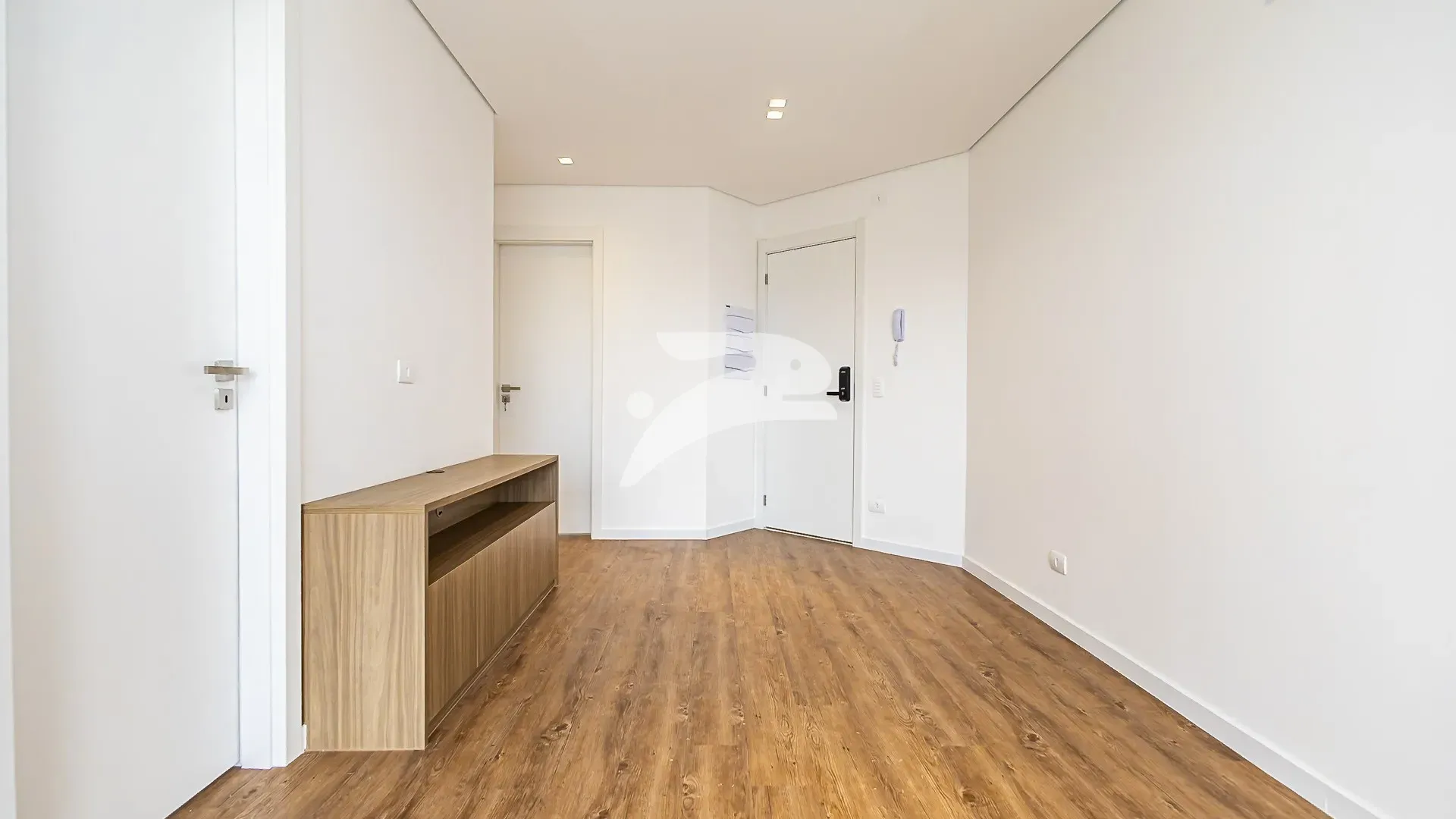 Unfurnished 94 m² apartment with 2 bedrooms and parking — photo 14