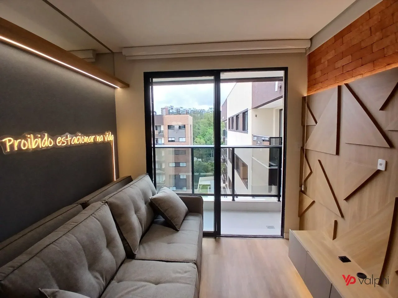 Apartamento mobiliado de 2 quartos com máquina de lavar — photo 2