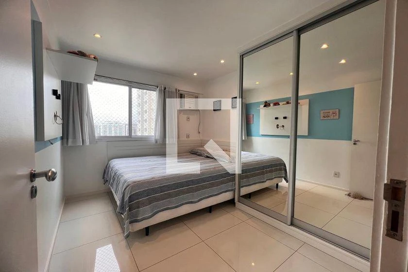 2-bedroom apartment in a building with a gym — photo 45