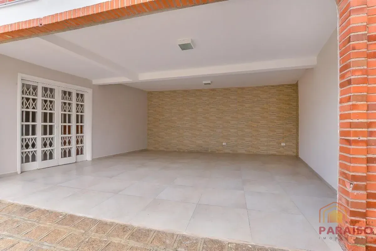 689 m² house with 5 bedrooms and 7 bathrooms — photo 31