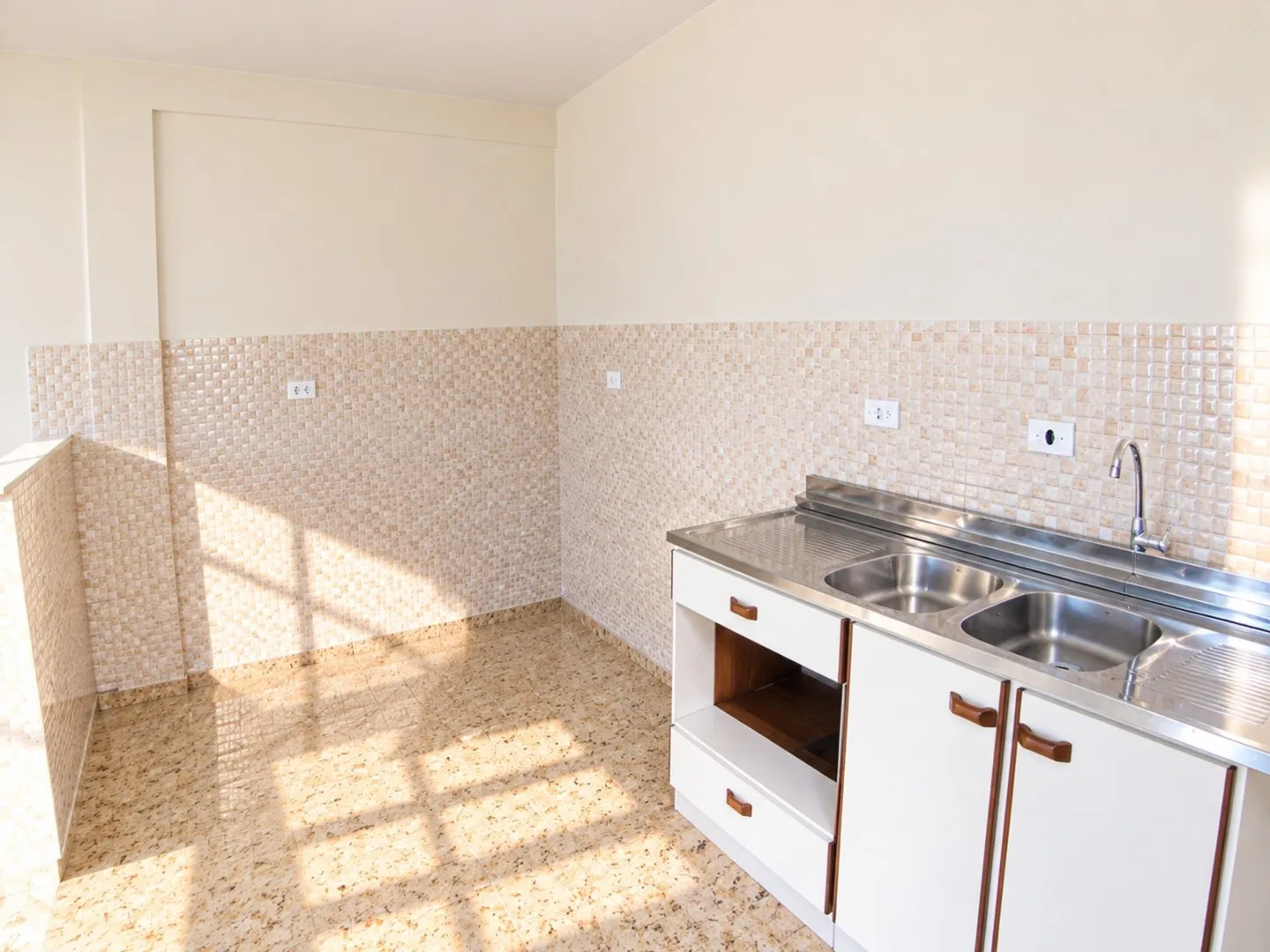 Будинок: 2 спальні, 1 з власною ванною кімнатою, 70 м² — photo 6