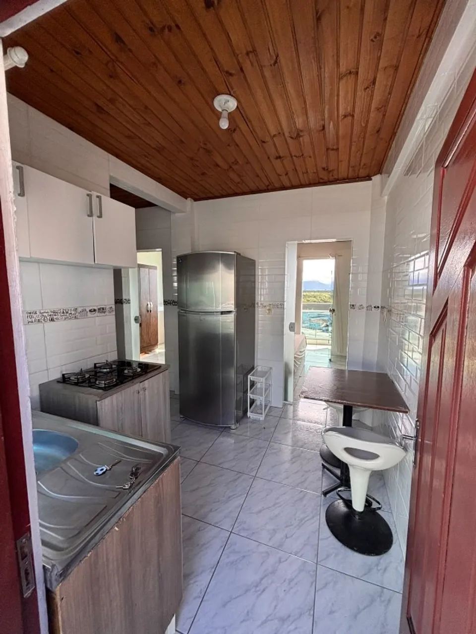 2-bedroom apartment with a water view in Florianópolis — photo 5