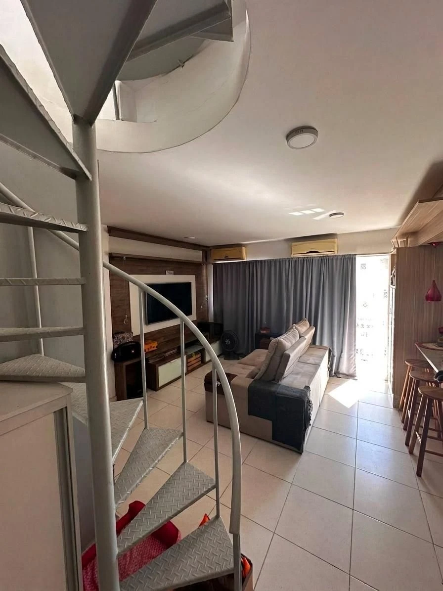 Furnished apartment, 106 m², with a glass-enclosed balcony — photo 19