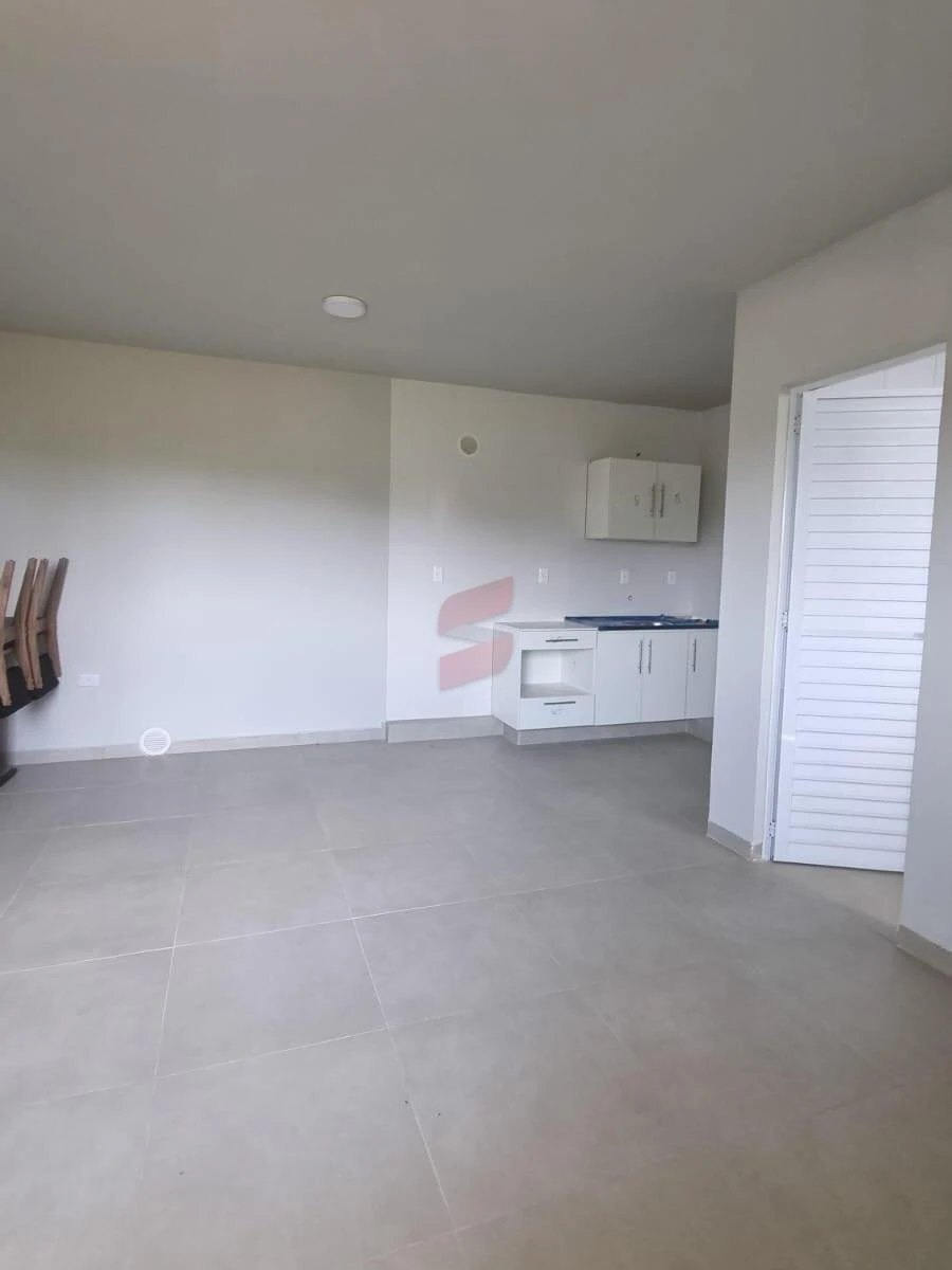 One-bedroom, 28 m² apartment in Curitiba — photo 5