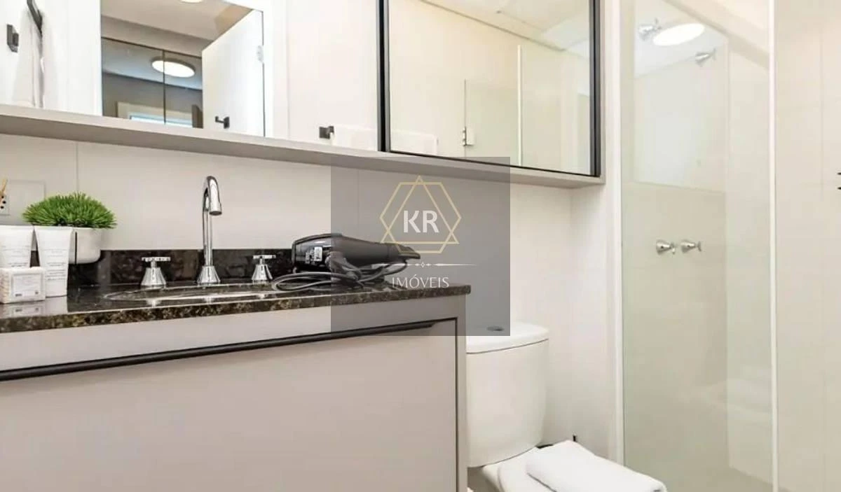 Washing machine in a one-bedroom apartment, 24 m² — photo 12