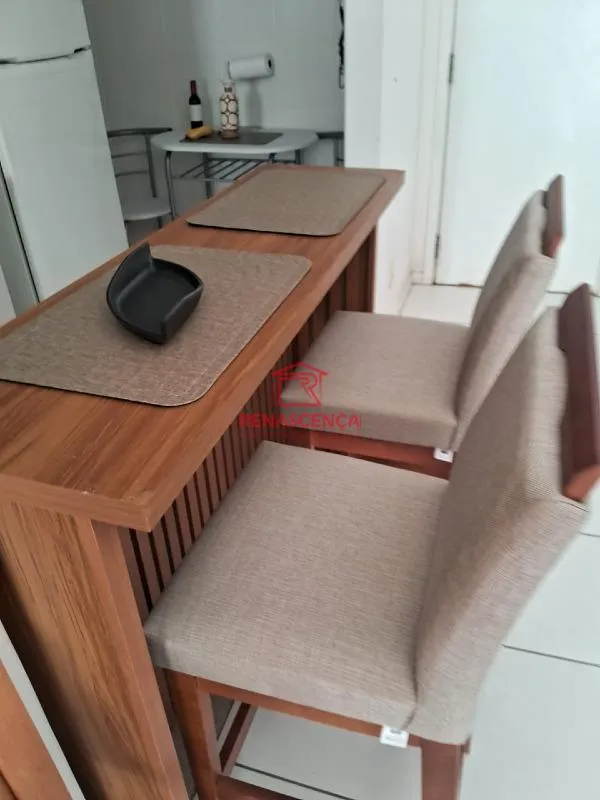 2-bedroom apartment in a building with a tennis court — photo 5